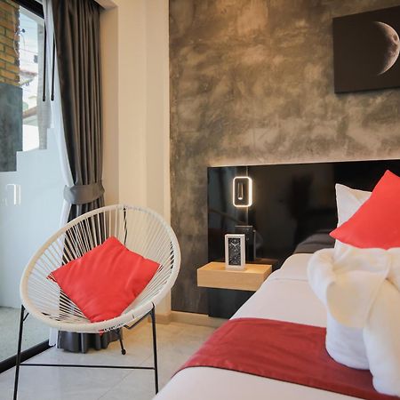 Etk Patong Resort Luaran gambar