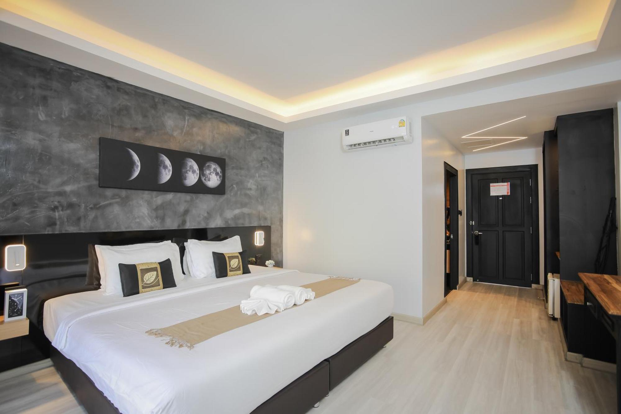 Etk Patong Resort Luaran gambar